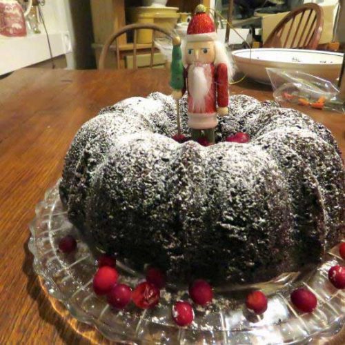 Managing a Gang on the Farm at Christmas